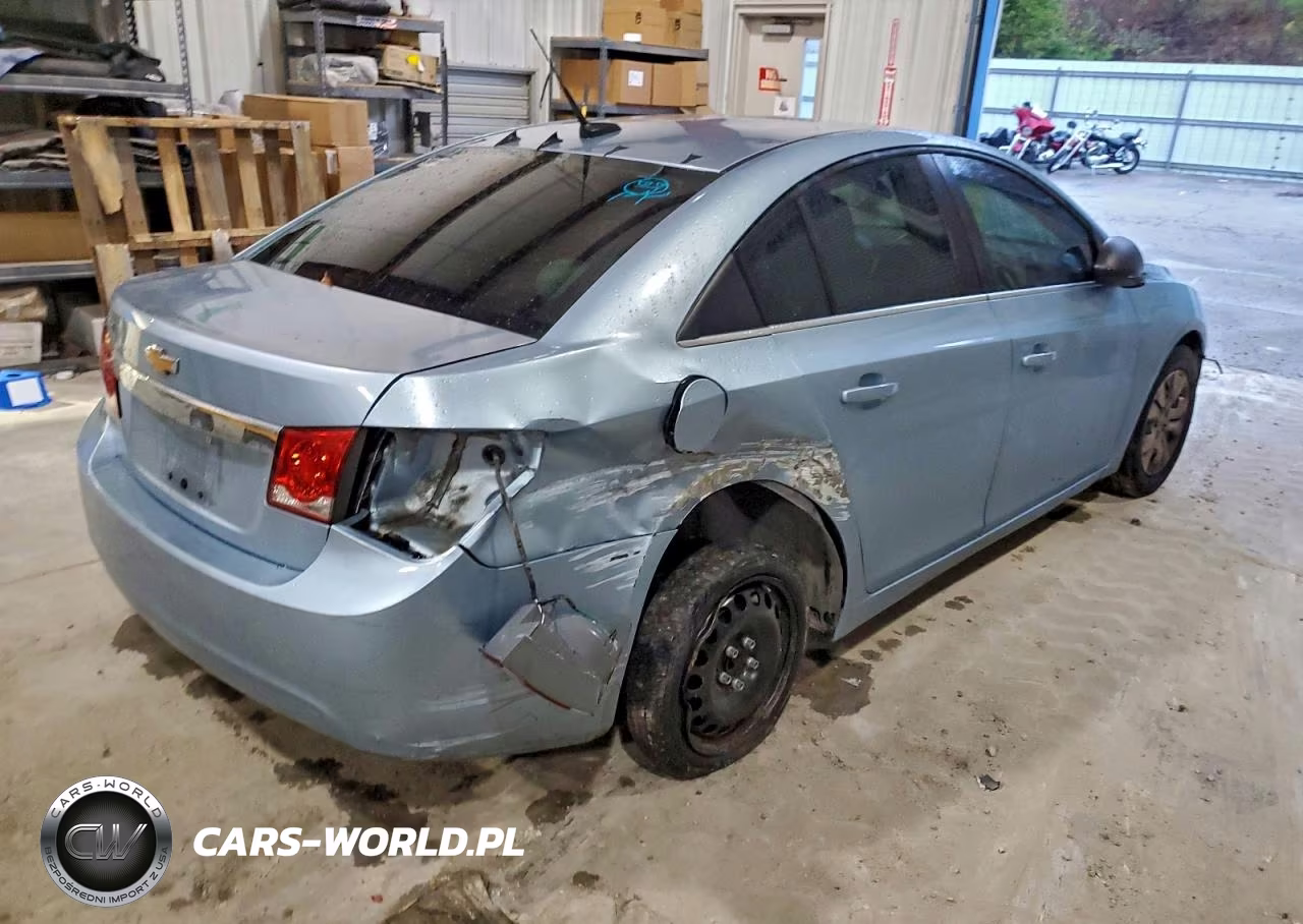 2012 Chevrolet Cruze Ls VIN:1G1PC5SH7C7320135 - 3