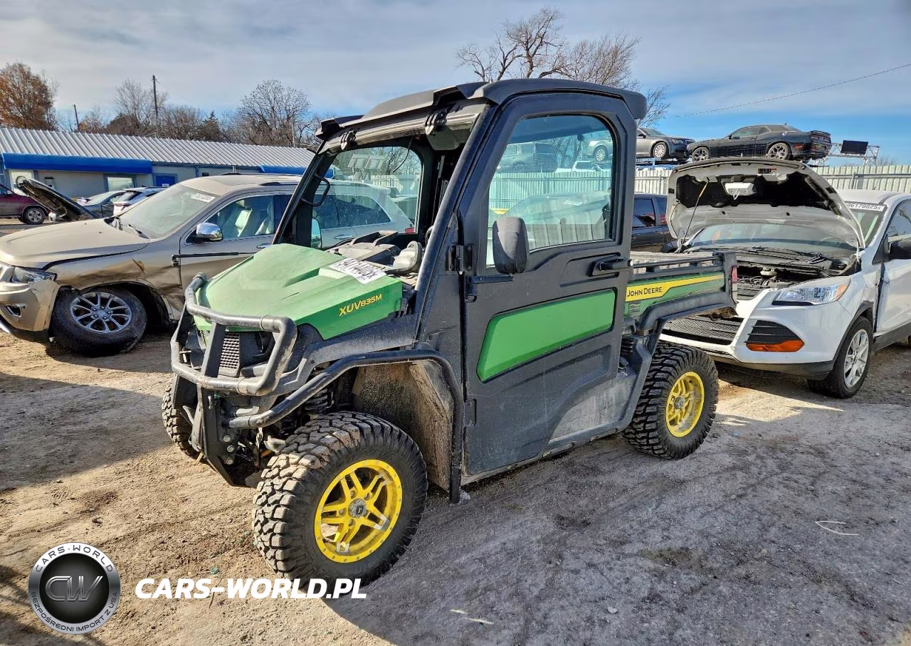 2024 John Deere Xuv835R Utility Vehicle VIN:1M0835MDHRM070280 - 2