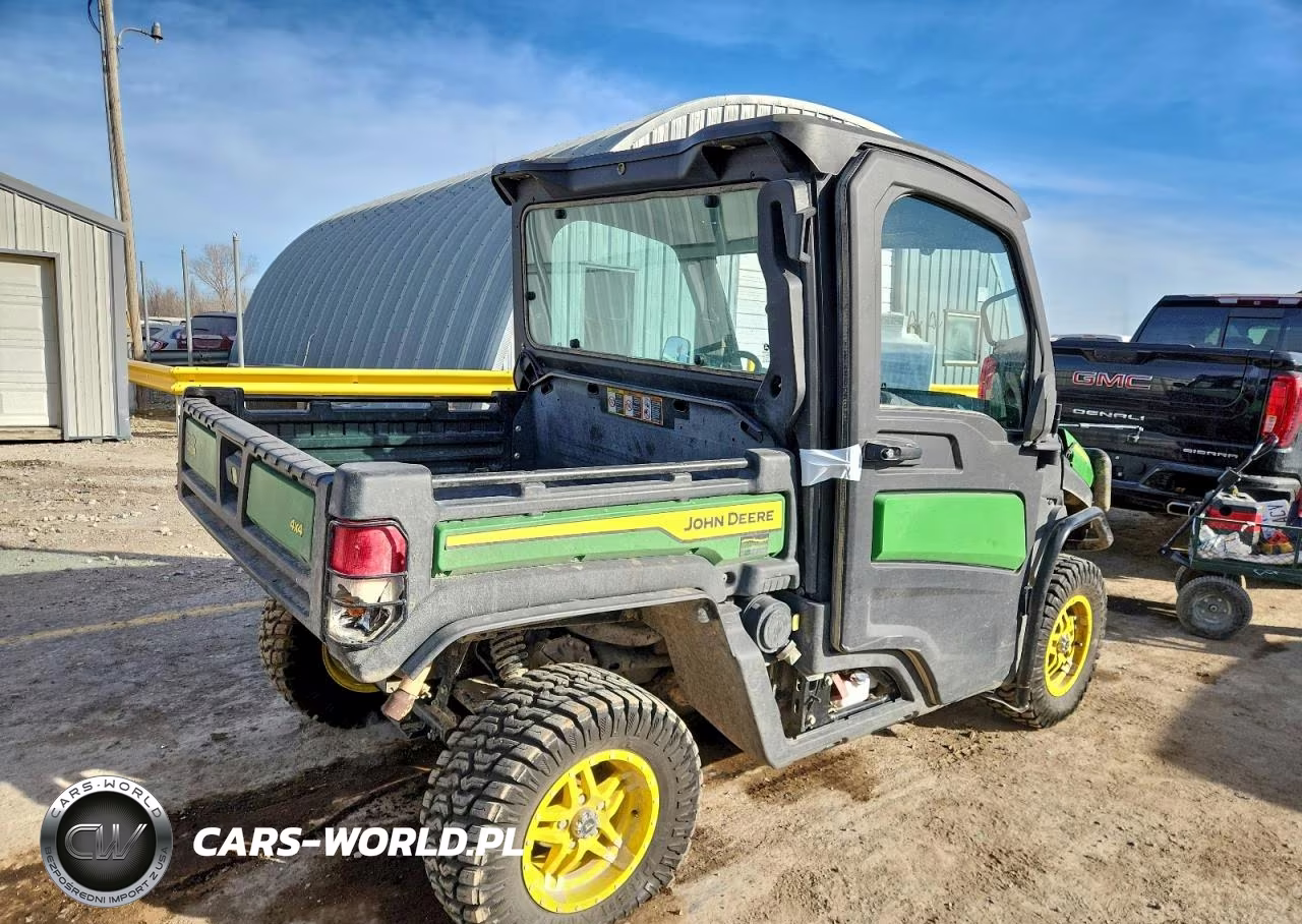2024 John Deere Xuv835R Utility Vehicle VIN:1M0835MDHRM070280 - 4