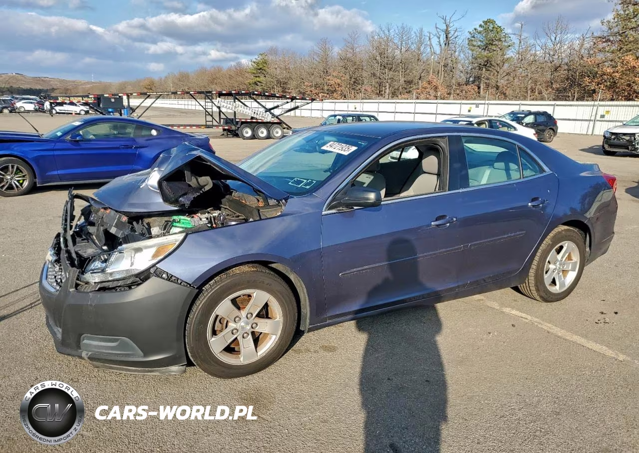 2013 Chevrolet Malibu Ls – zdjęcie 1 z 12