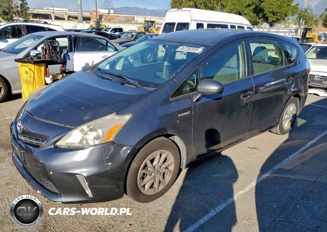 2014 Toyota Prius V Three