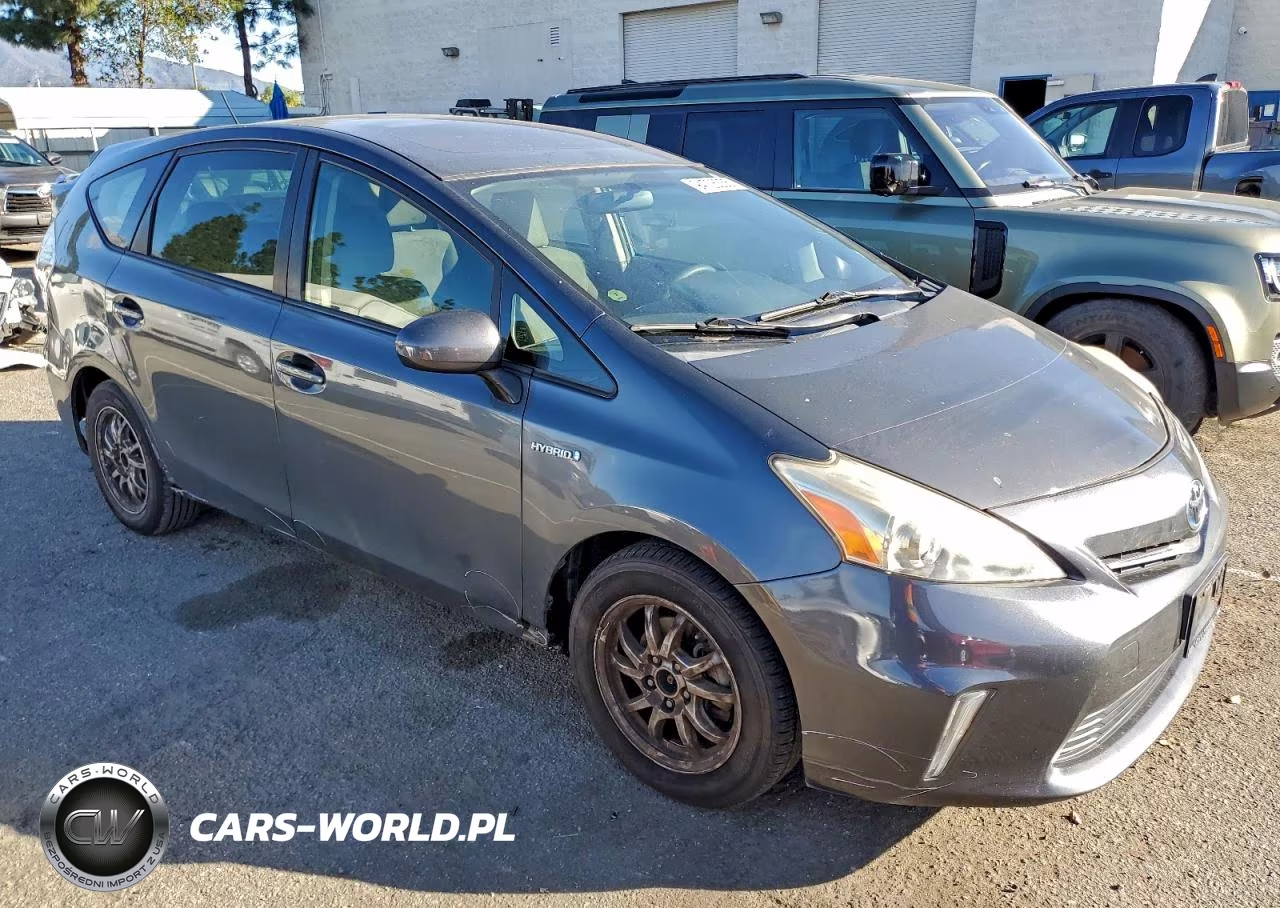 2014 Toyota Prius V Three VIN:JTDZN3EU5E3327067 - 4