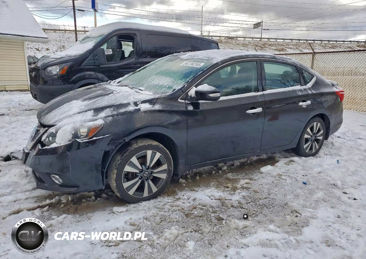 2017 Nissan Sentra – zdjęcie 1 z 12