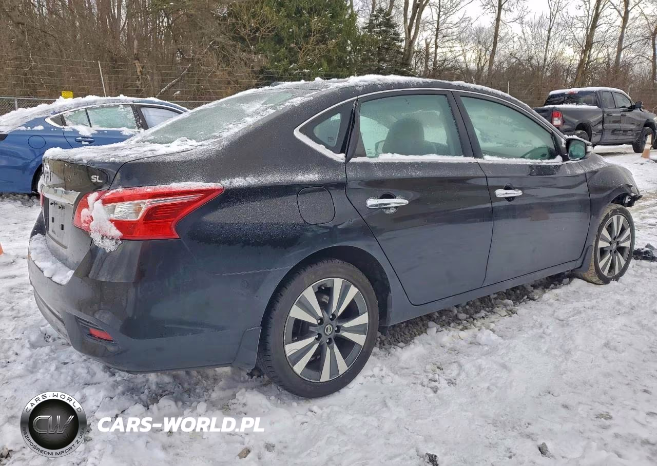 2017 Nissan Sentra VIN:3N1AB7AP4HY369581 - 3