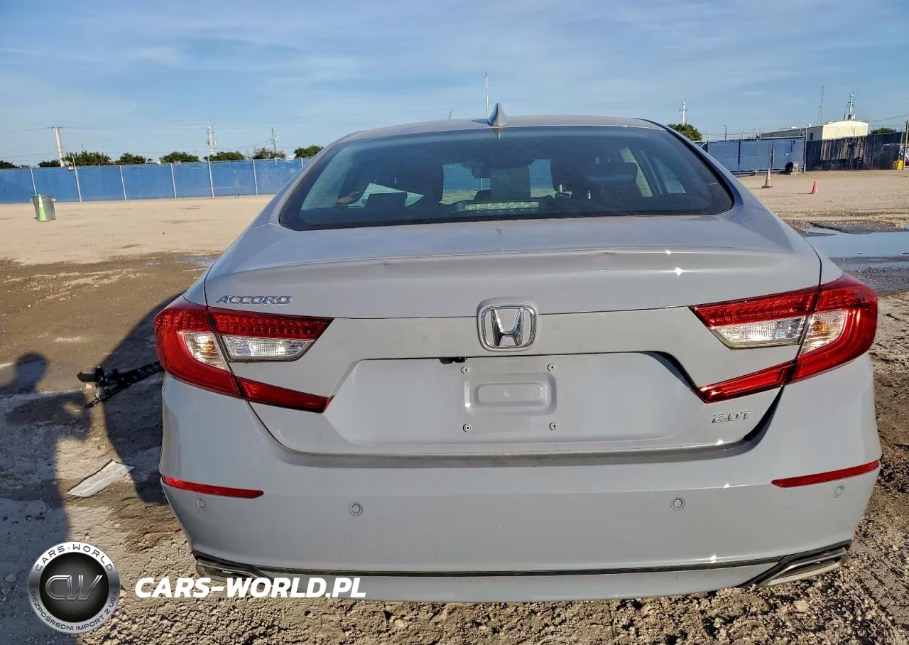 2022 Honda Accord Touring VIN:1HGCV2F99NA018015 - 6