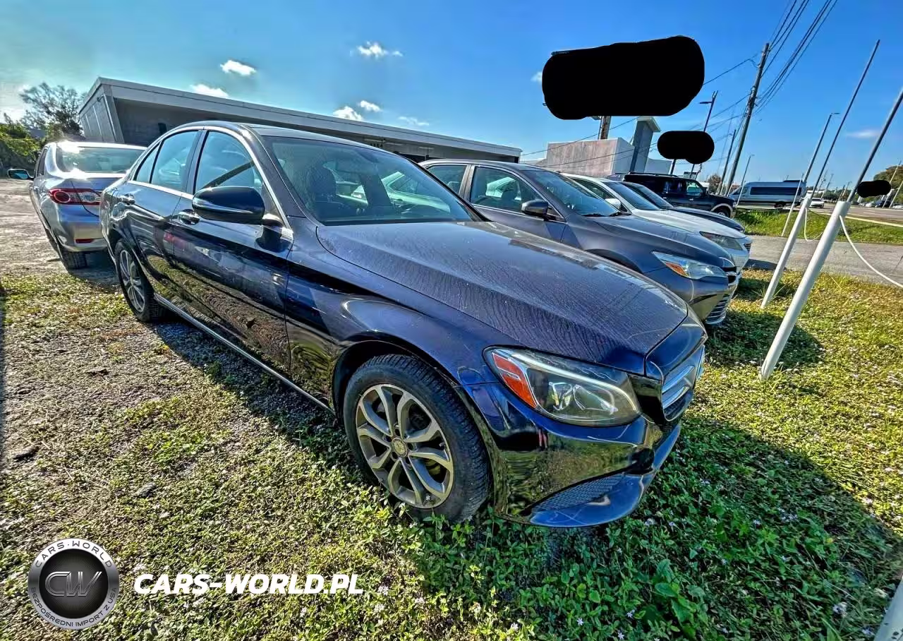 2015 Mercedes-Benz C 300 4Matic