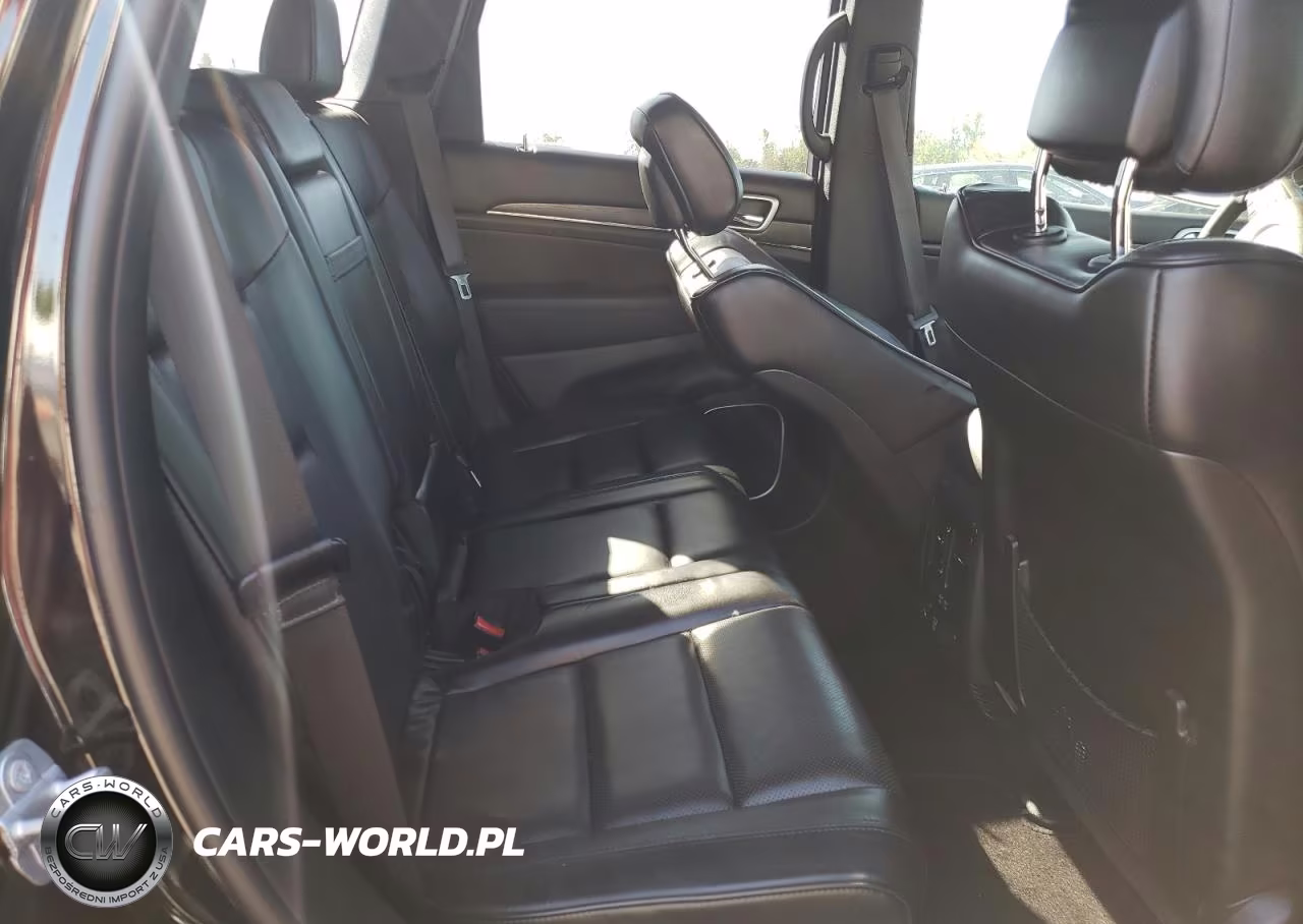 2018 Jeep Grand Cherokee Overland VIN:1C4RJFCT9JC348070 - 11