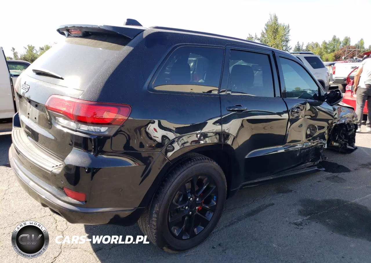 2018 Jeep Grand Cherokee Overland VIN:1C4RJFCT9JC348070 - 3