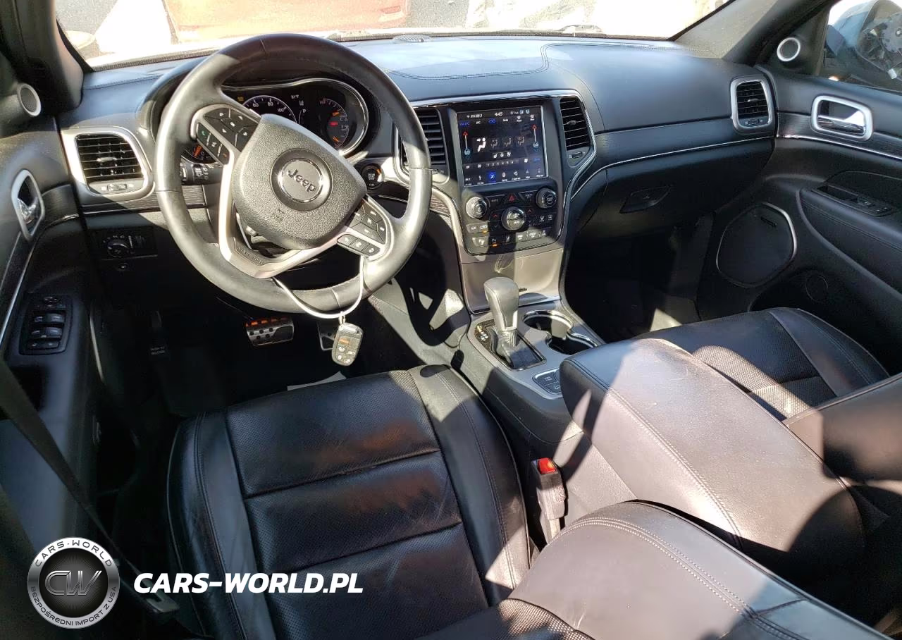 2018 Jeep Grand Cherokee Overland VIN:1C4RJFCT9JC348070 - 8