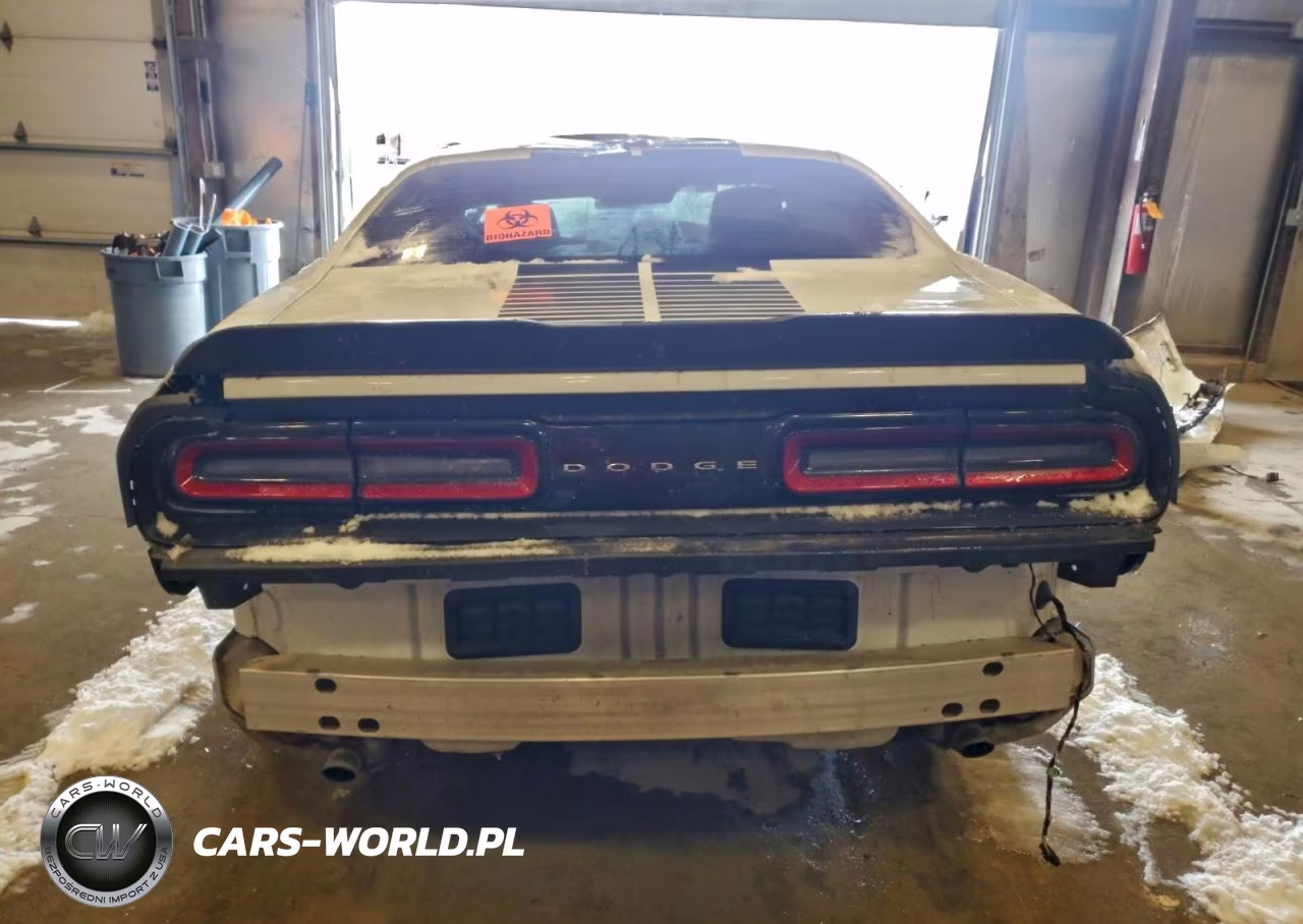 2017 Dodge Challenger Sxt VIN:2C3CDZAG4HH604373 - 6