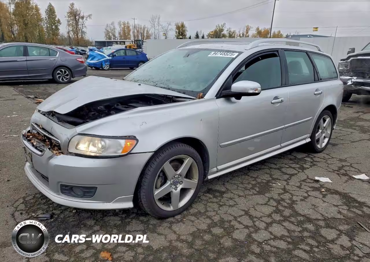 2009 Volvo V50 T5