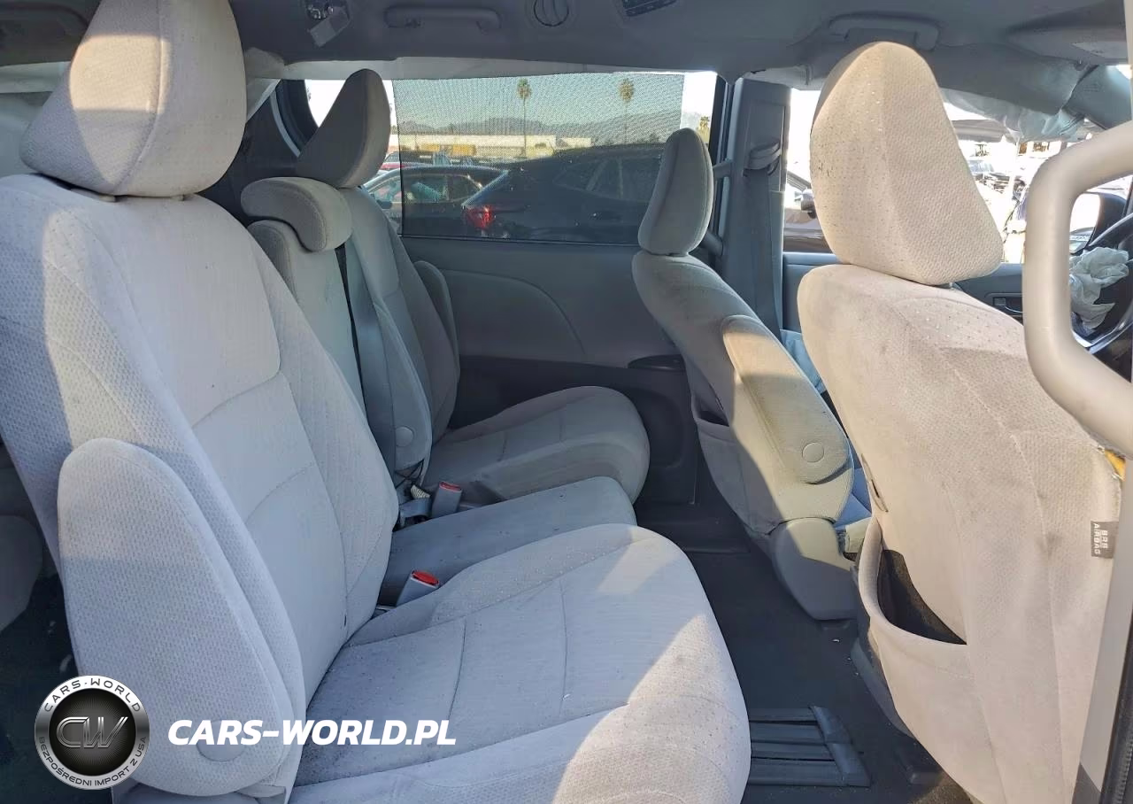 2020 Toyota Sienna Le VIN:5TDKZ3DC0LS081149 - 11