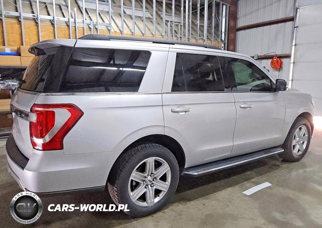 2018 Ford Expedition Xlt VIN:1FMJU1HT7JEA55932 - 3