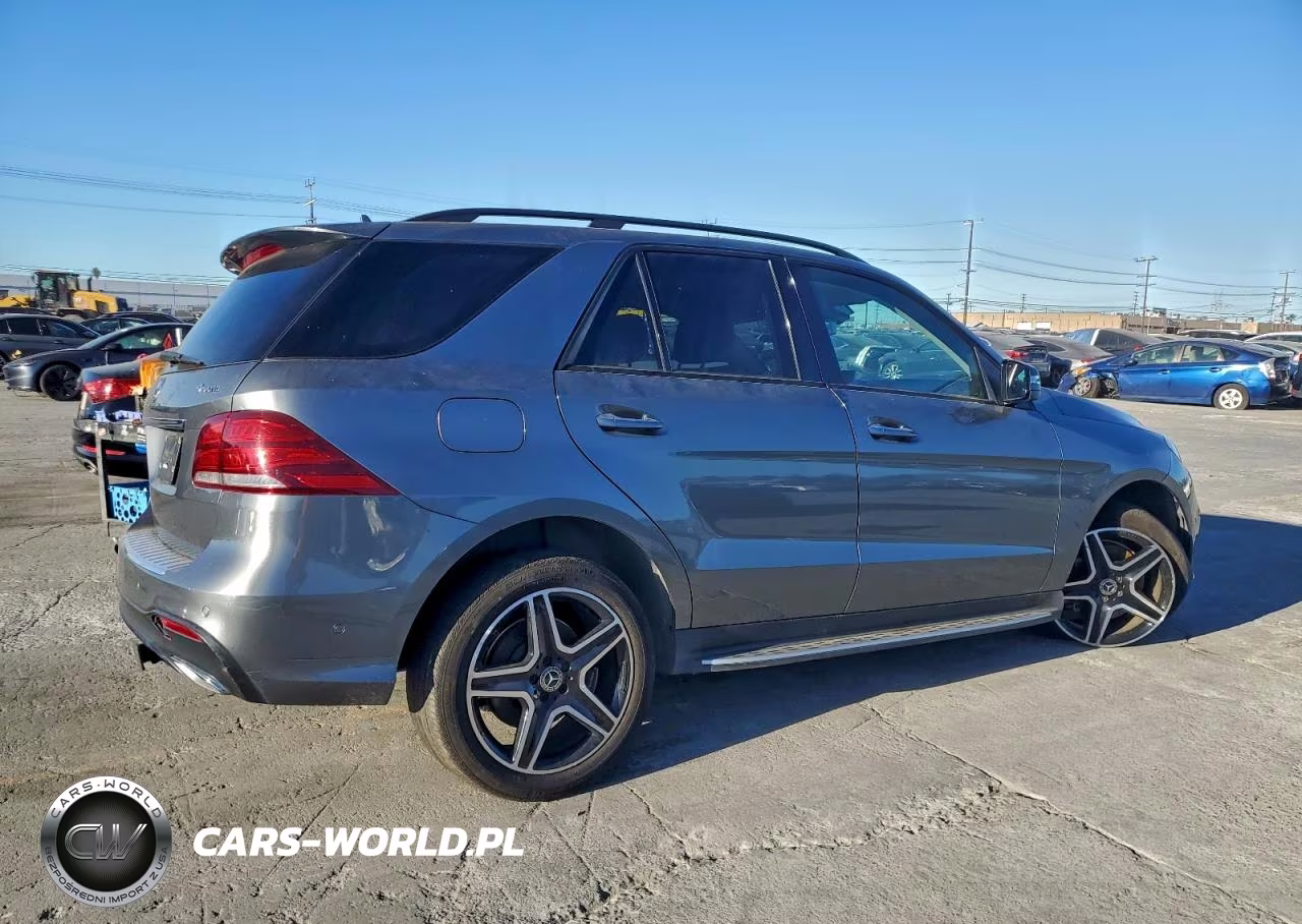 2018 Mercedes-Benz Gle 350 4Matic VIN:4JGDA5HB3JB157590 - 3