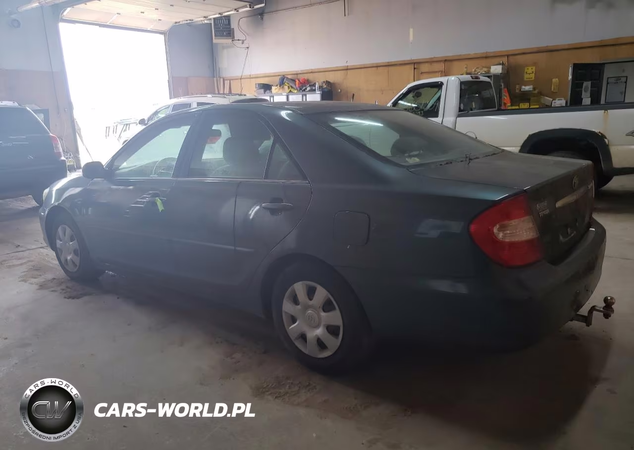2002 Toyota Camry Le VIN:4T1BE32KX2U541865 - 2