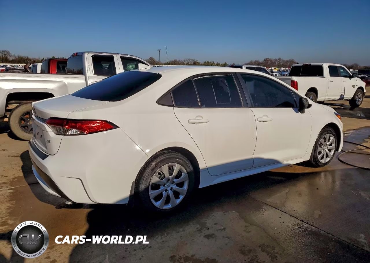2020 Toyota Corolla Le VIN:5YFEPRAE0LP131911 - 3