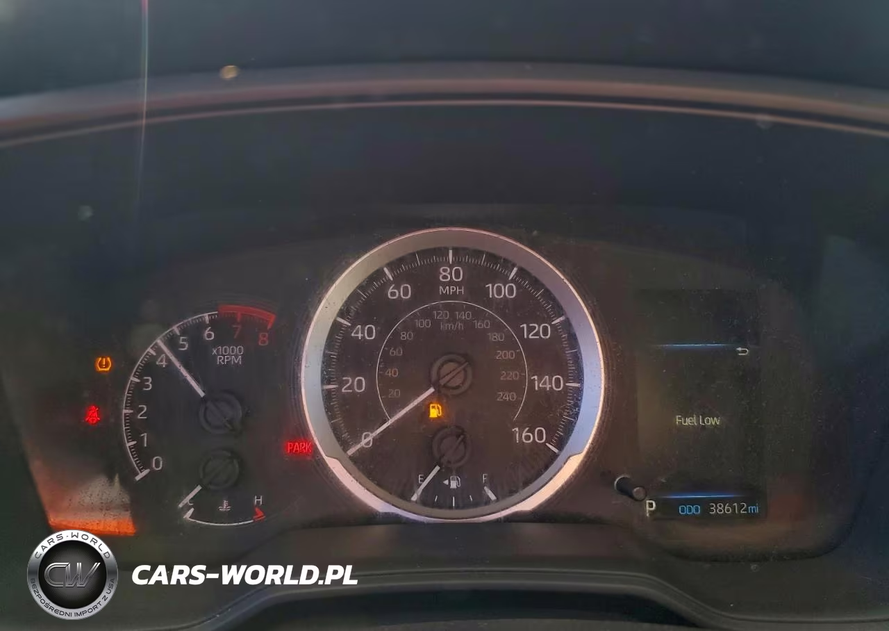 2020 Toyota Corolla Le VIN:5YFEPRAE0LP131911 - 9