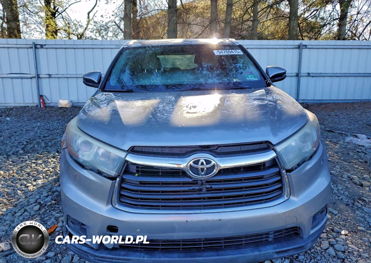 2015 Toyota Highlander Le VIN:5TDZARFH1FS012296 - 5