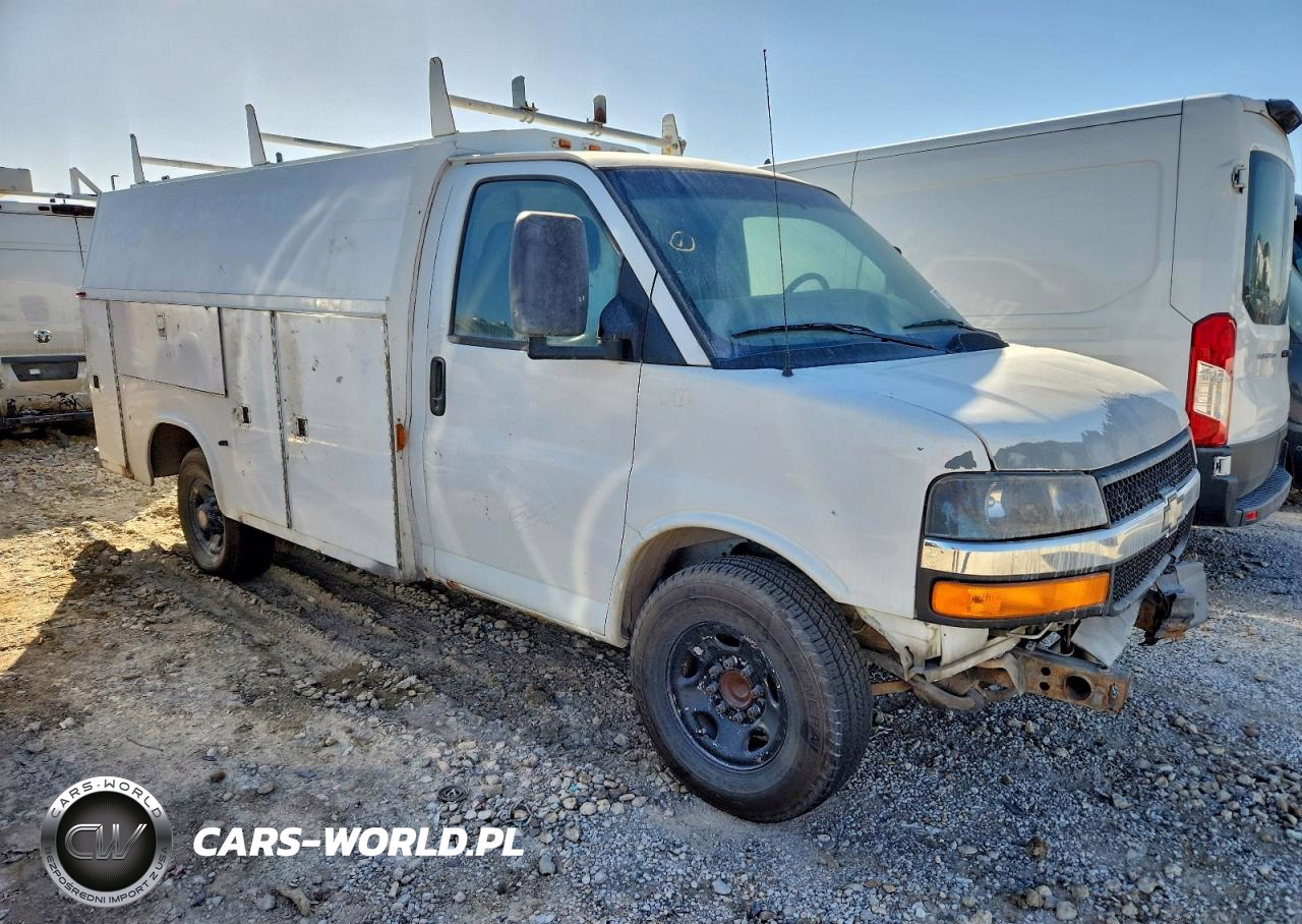 2004 Chevrolet Express Utility - Service Truck VIN:1GBHG31U441183103 - 4