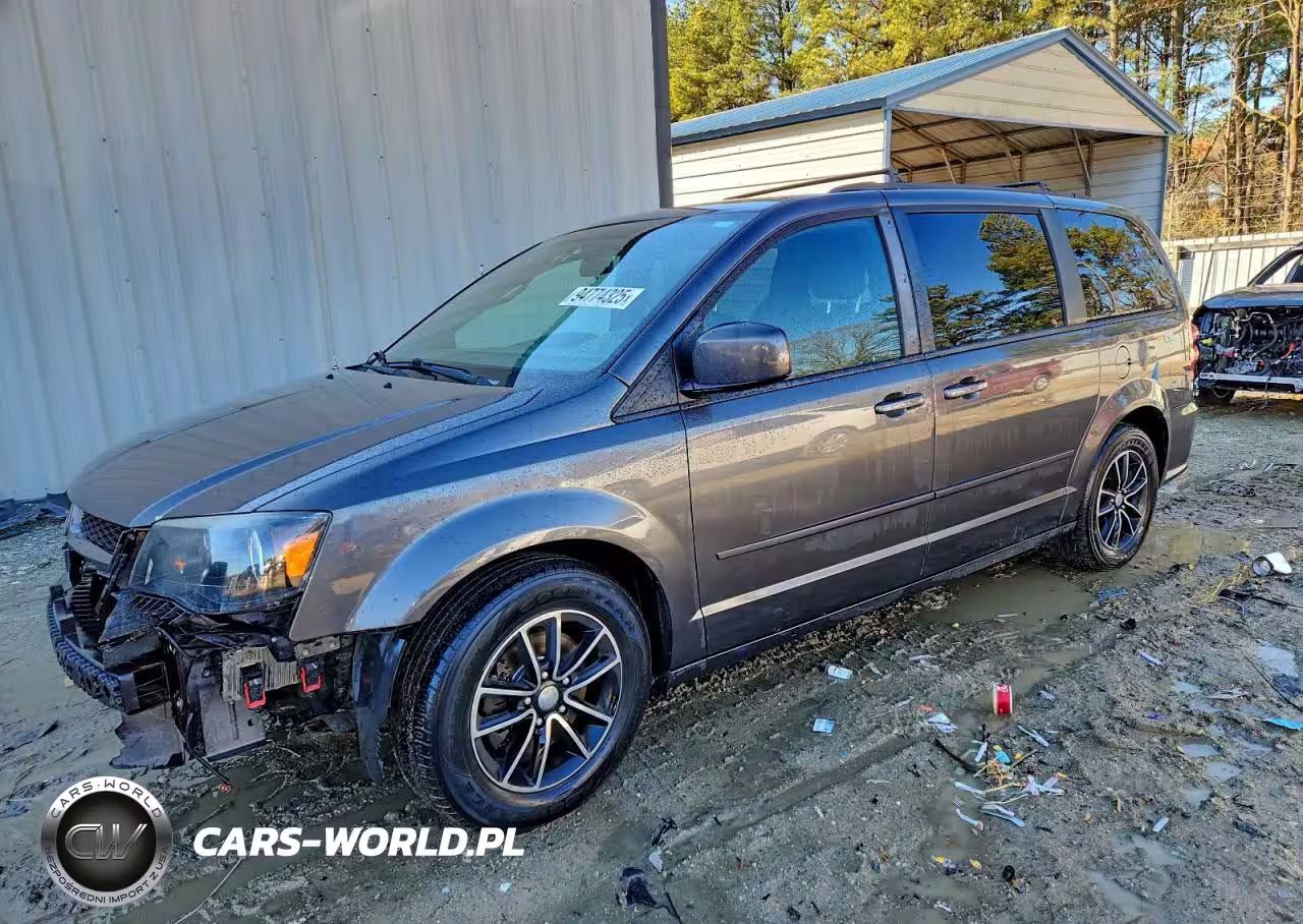 2016 Dodge Grand Caravan R-T
