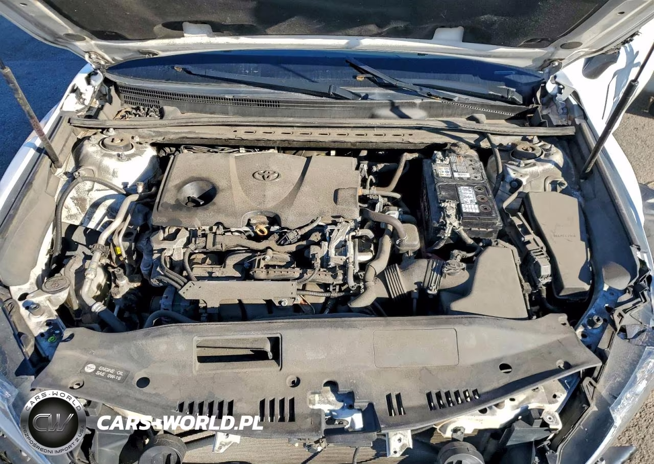 2020 Toyota Camry Le VIN:4T1C11AK2LU942768 - 11