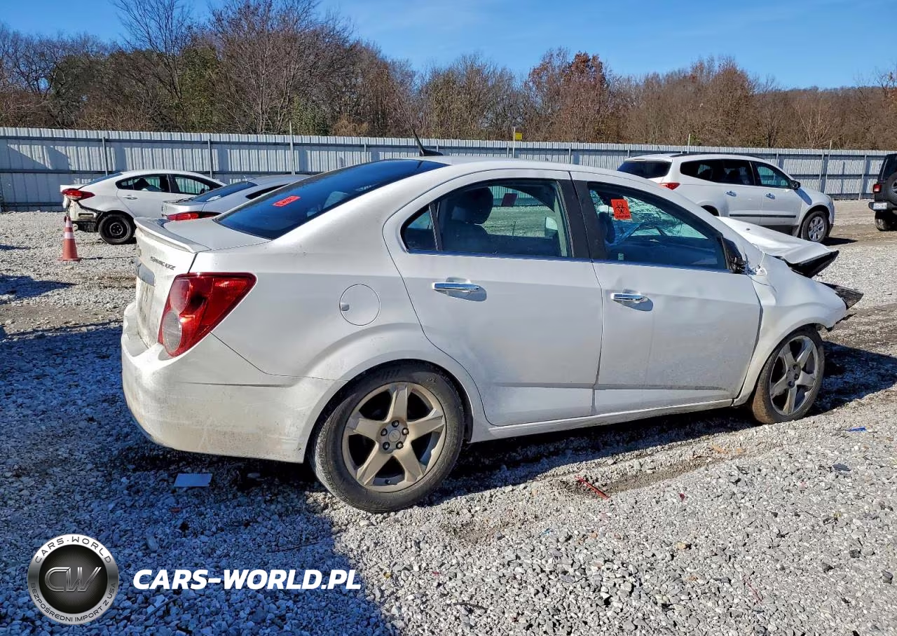 2013 Chevrolet Sonic Ltz VIN:1G1JE5SH0D4158867 - 3