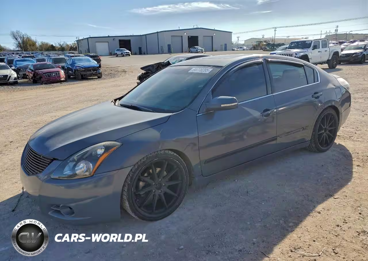 2012 Nissan Altima Base