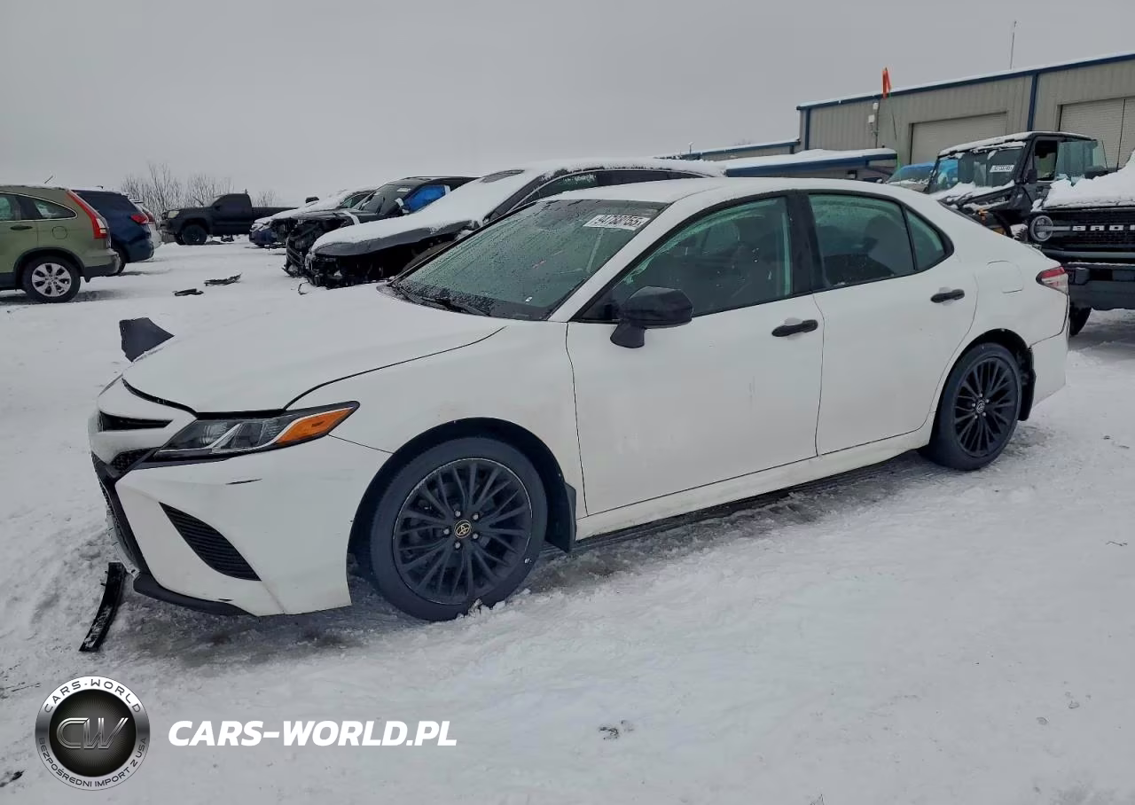 2020 Toyota Camry Se Nightshade – zdjęcie 1 z 12
