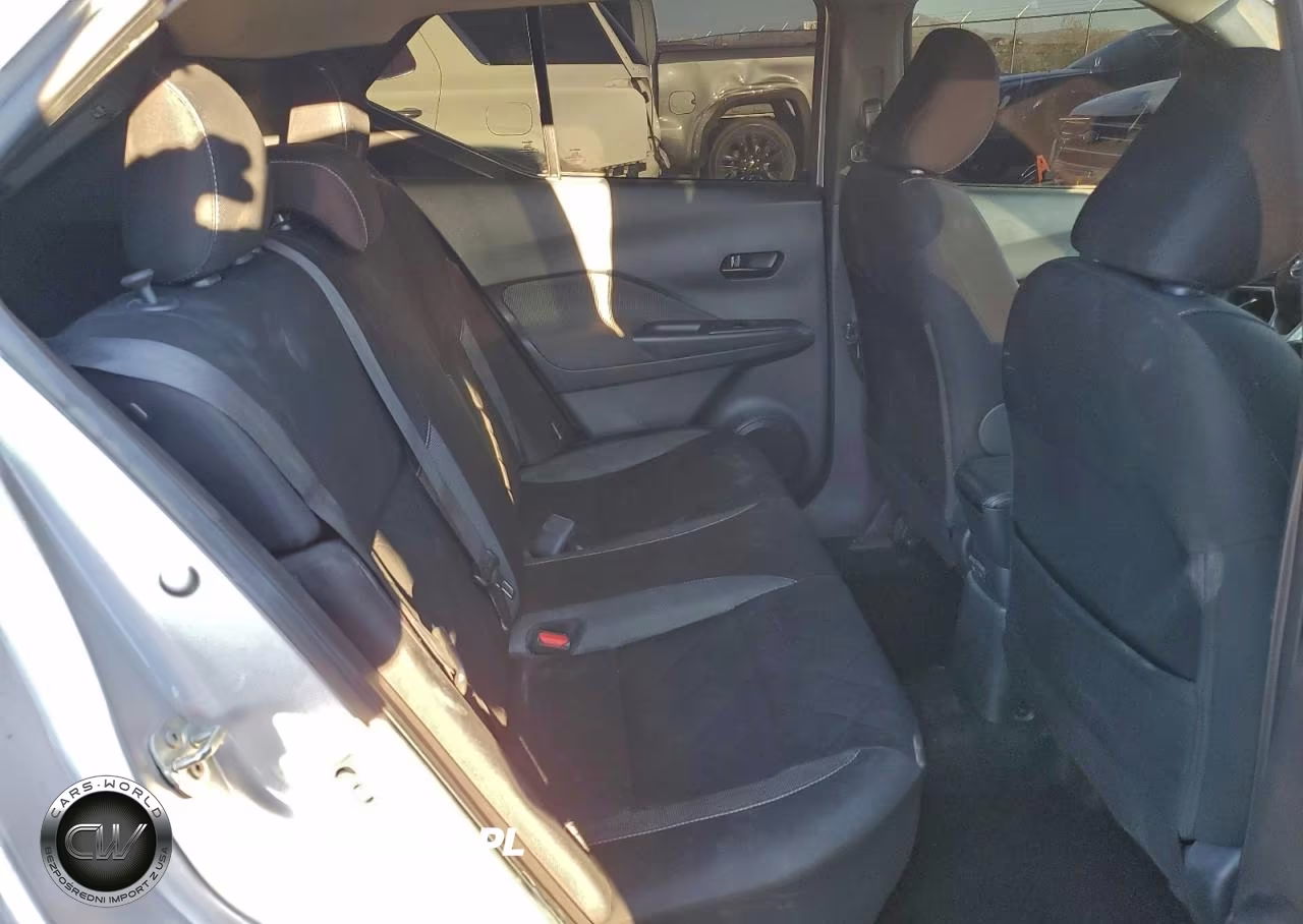 2020 Nissan Kicks S VIN:3N1CP5BV3LL483637 - 11