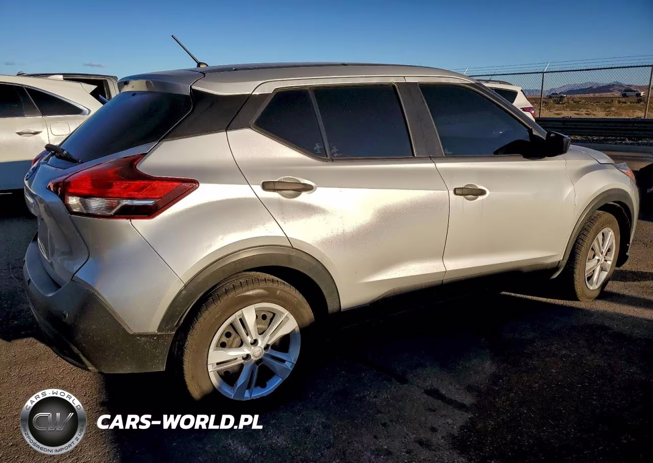 2020 Nissan Kicks S VIN:3N1CP5BV3LL483637 - 3
