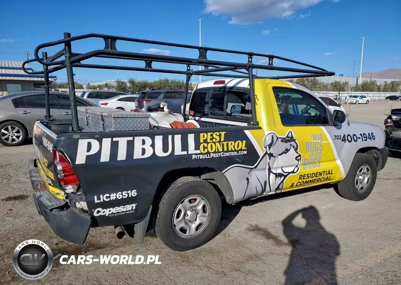 2010 Toyota Tacoma VIN:5TENX4CN0AZ738687 - 3