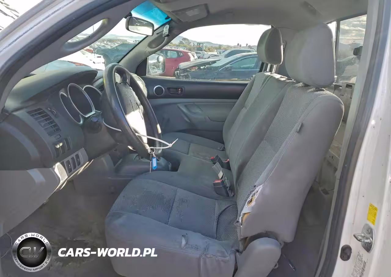 2010 Toyota Tacoma VIN:5TENX4CN0AZ738687 - 7