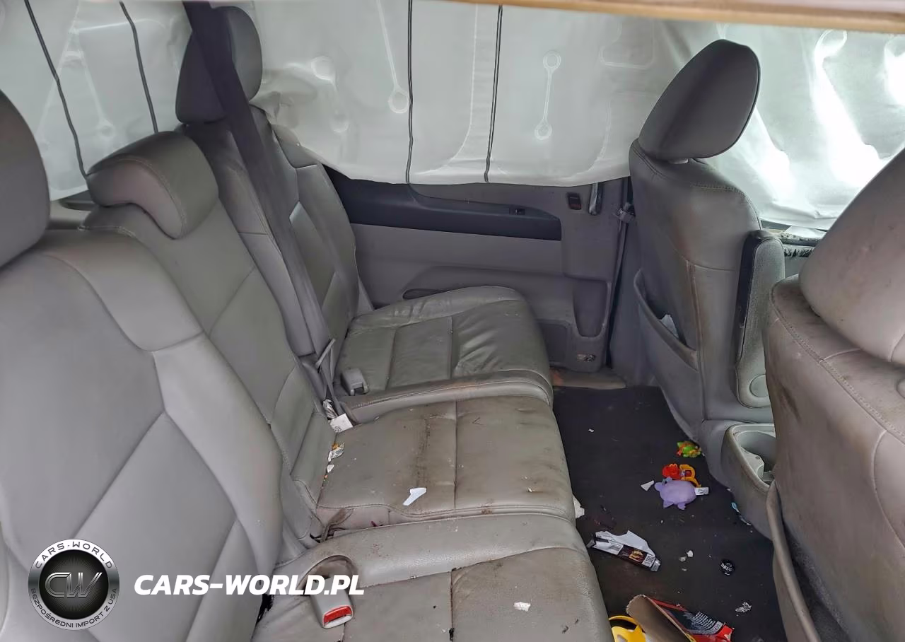 2016 Honda Odyssey Touring VIN:5FNRL5H92GB058492 - 11
