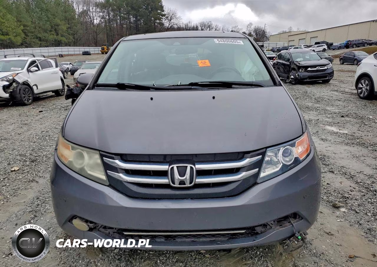 2016 Honda Odyssey Touring VIN:5FNRL5H92GB058492 - 5