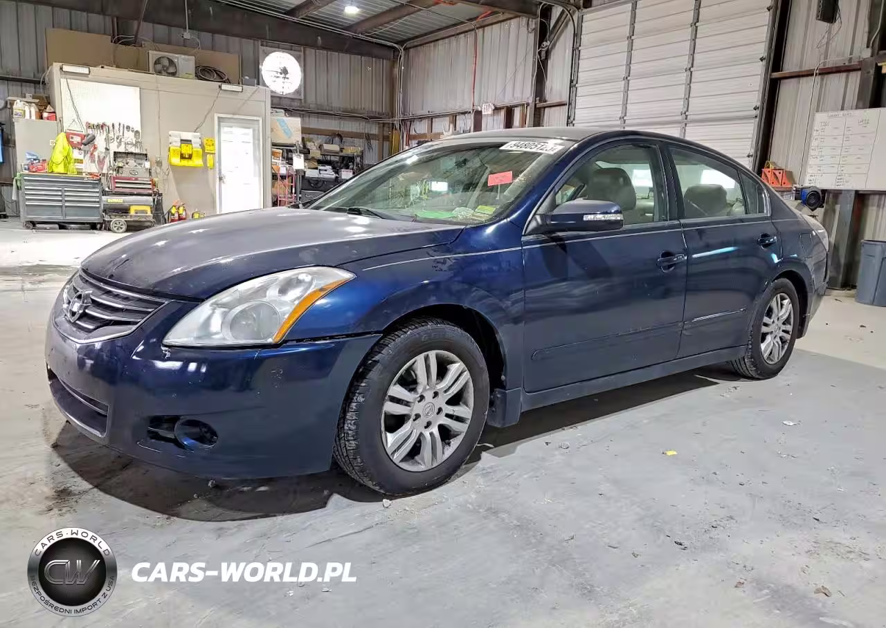 2012 Nissan Altima Base