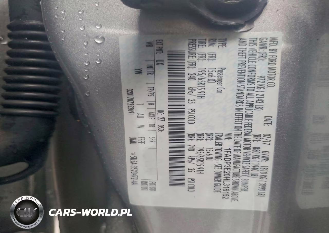 2017 Ford Focus S VIN:1FADP3E20HL316152 - 12