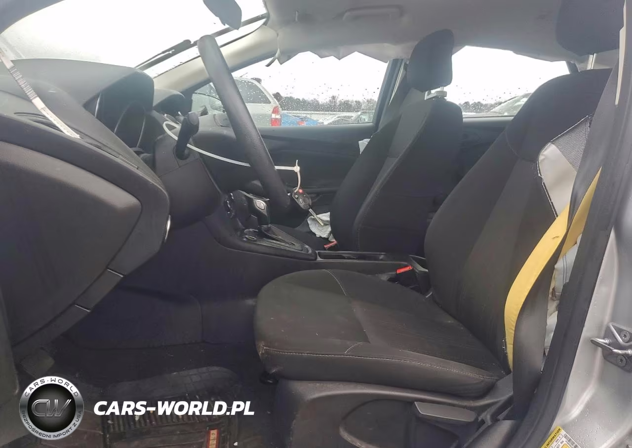 2017 Ford Focus S VIN:1FADP3E20HL316152 - 7