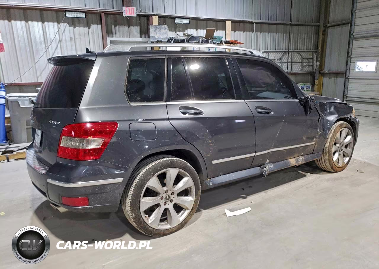 2010 Mercedes-Benz Glk 350 4Matic VIN:WDCGG8HB5AF408243 - 3
