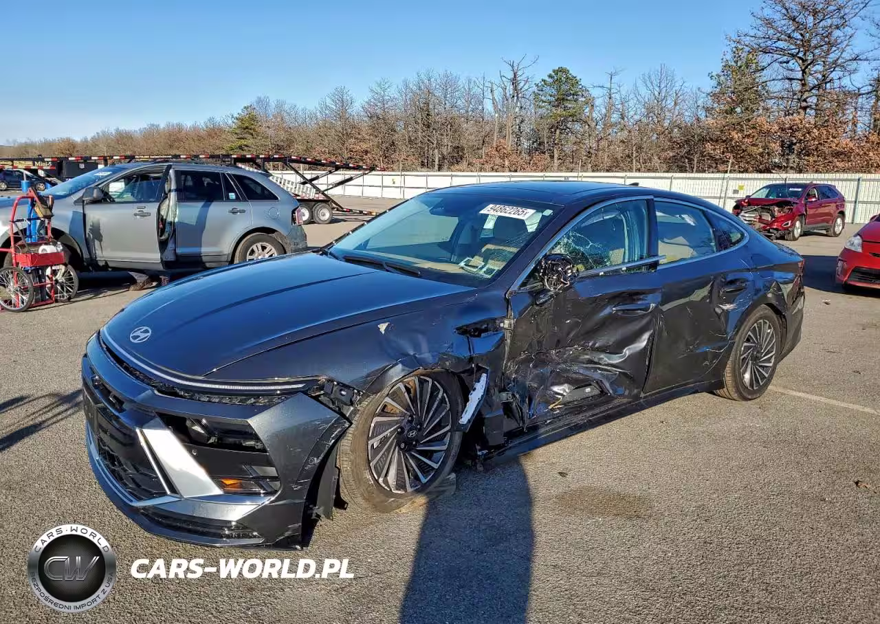 2025 Hyundai Sonata Hybrid