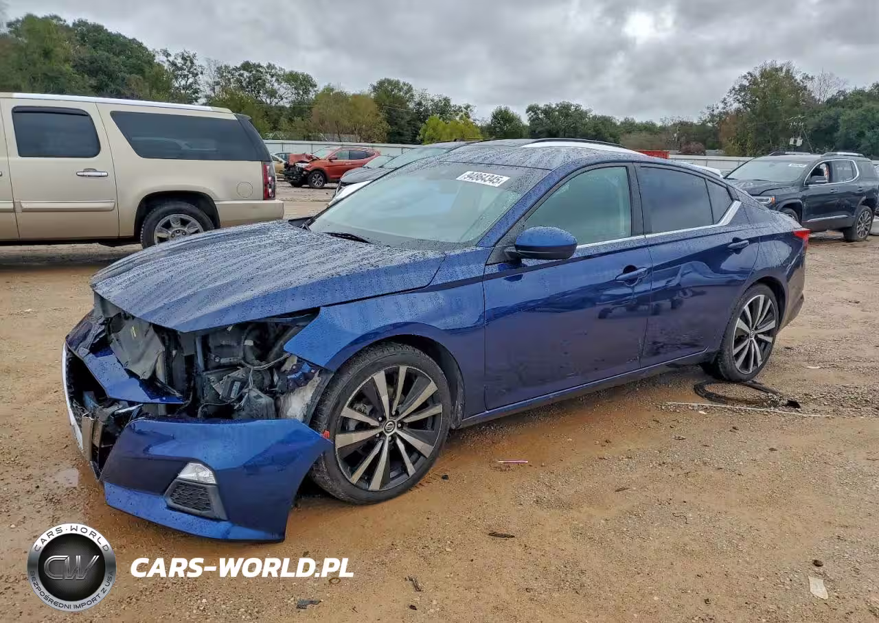 2021 Nissan Altima Sr