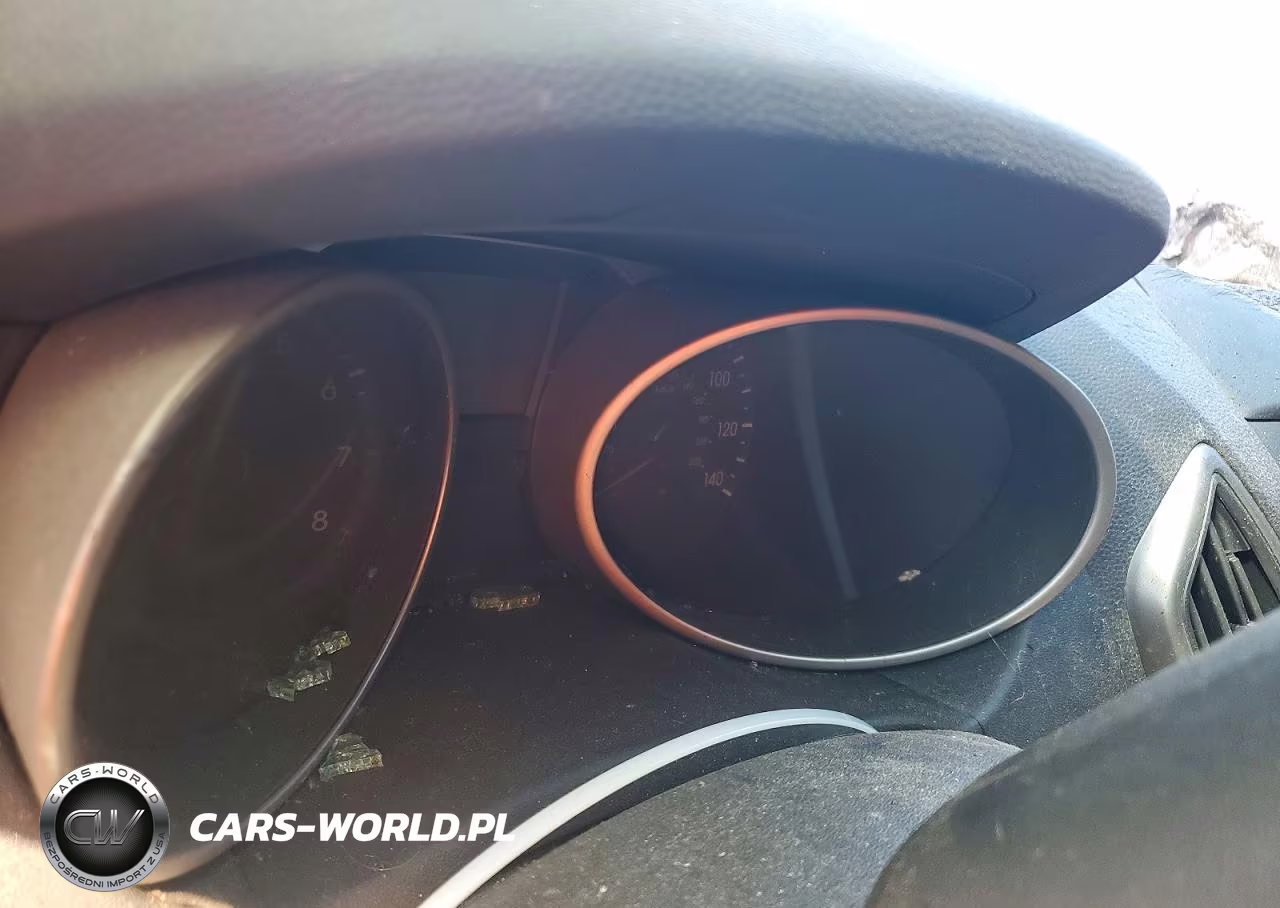 2015 Hyundai Tucson Gls VIN:KM8JTCAF1FU037989 - 9