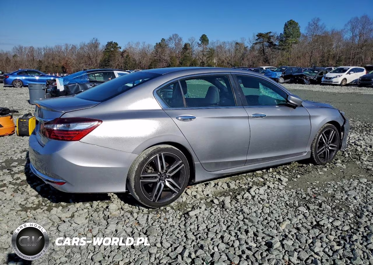 2017 Honda Accord Sport VIN:1HGCR2F59HA302685 - 3