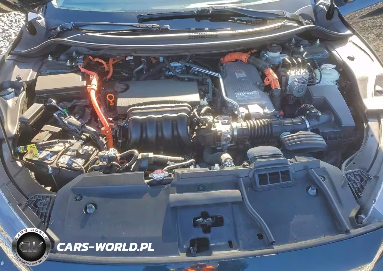 2018 Honda Clarity Touring VIN:JHMZC5F36JC001228 - 11