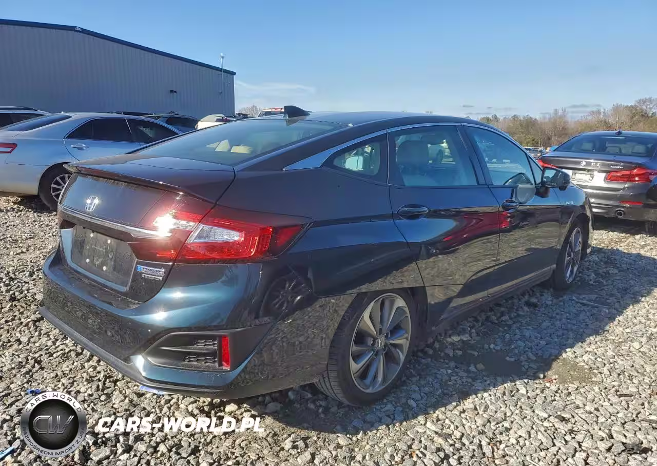 2018 Honda Clarity Touring VIN:JHMZC5F36JC001228 - 3