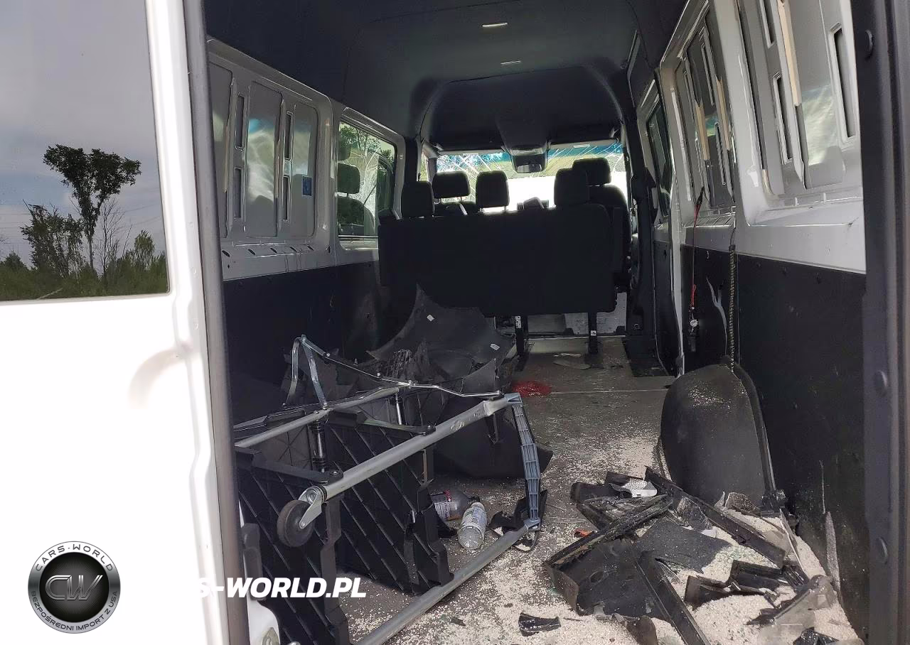 2024 Mercedes Benz Sprinter 2500 Van VIN:W1W4NCHY4RT194093 - 10