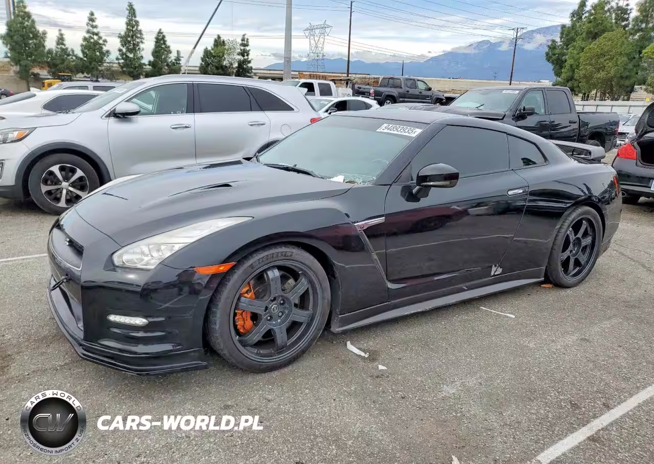 2015 Nissan Gt-R Premium