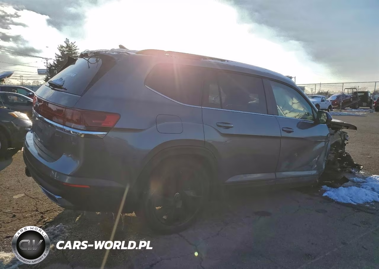 2025 Volkswagen Atlas Se VIN:1V2HR2CA7SC522634 - 3