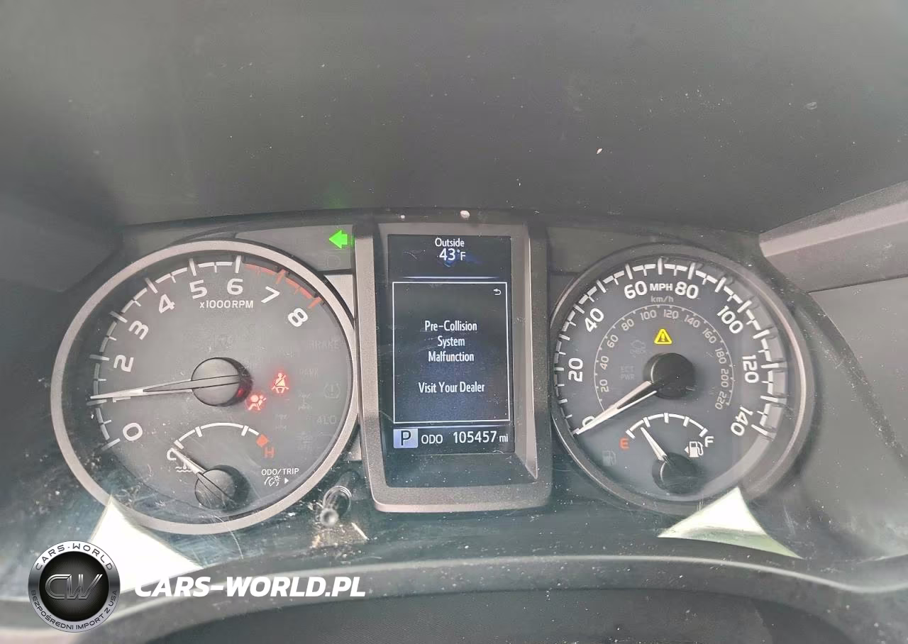 2018 Toyota Tacoma Double Cab VIN:3TMCZ5AN9JM177431 - 9