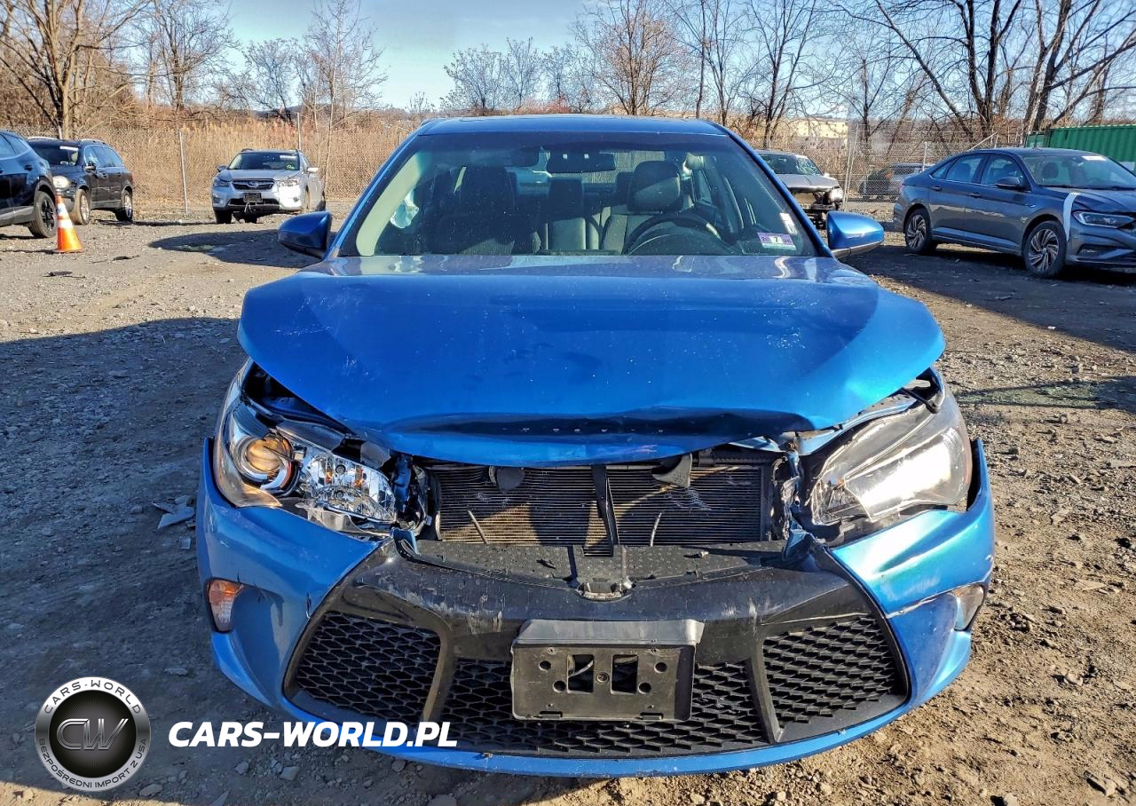 2017 Toyota Camry Le VIN:4T1BF1FK9HU787519 - 5