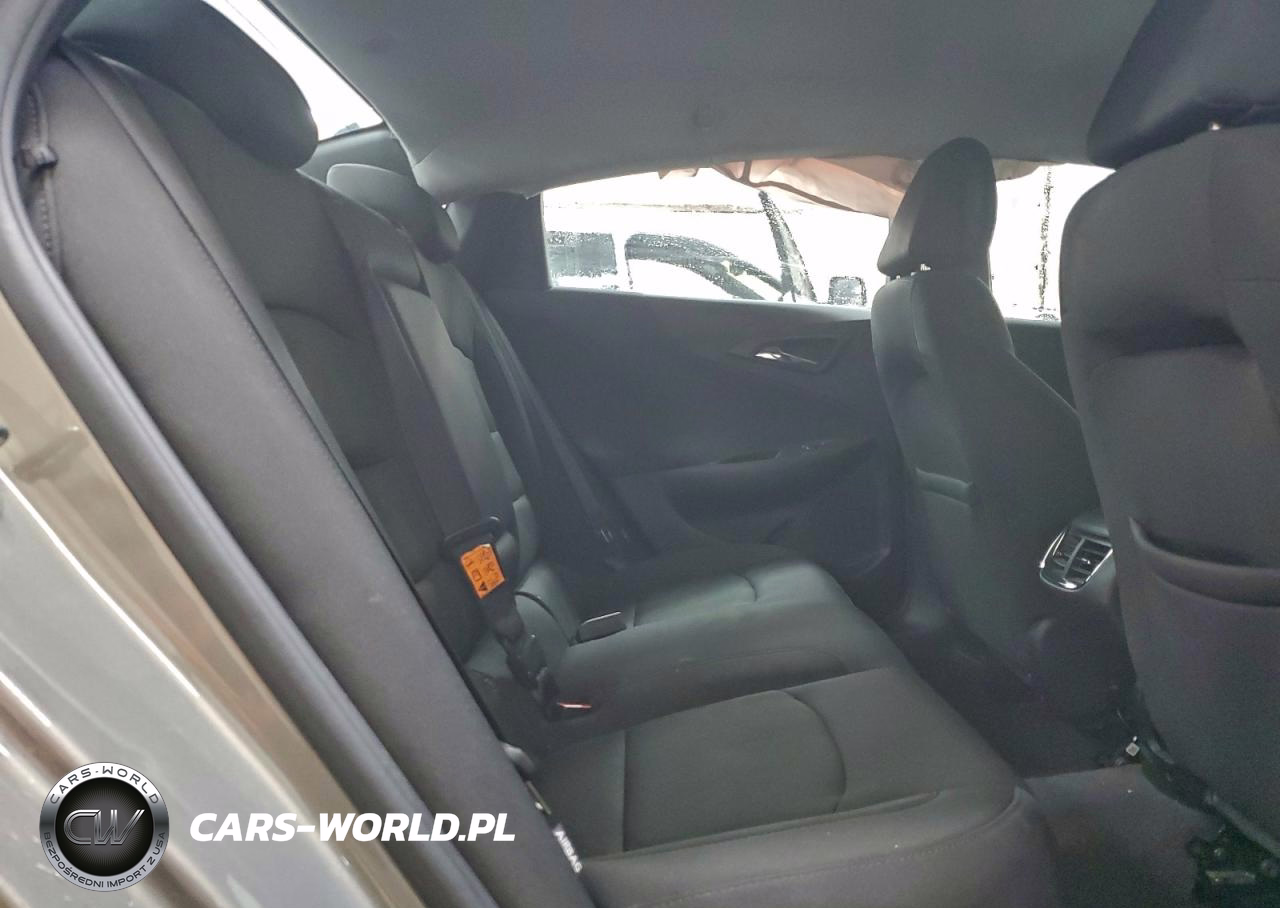 2017 Chevrolet Malibu Lt VIN:1G1ZE5ST3HF164731 - 10